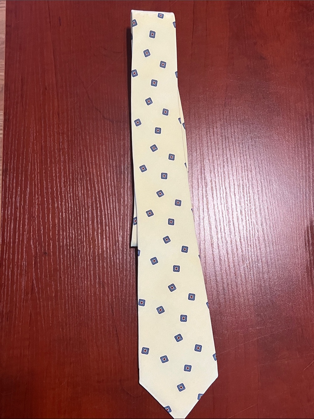 Oscar de la Renta Pale Yellow Tie with Navy Square Motif